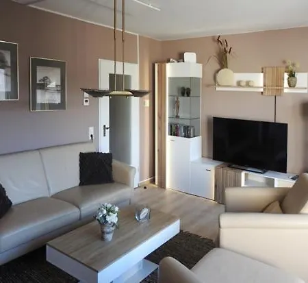 Apartment Pieck Mit Parkplatz Und Privater Garage *