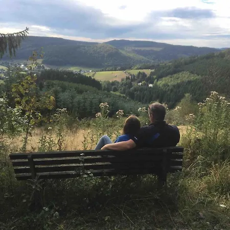 Pieck Mit Parkplatz Und Privater Garage * Winterberg