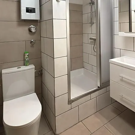 דירה Pieck Mit Parkplatz Und Privater Garage *