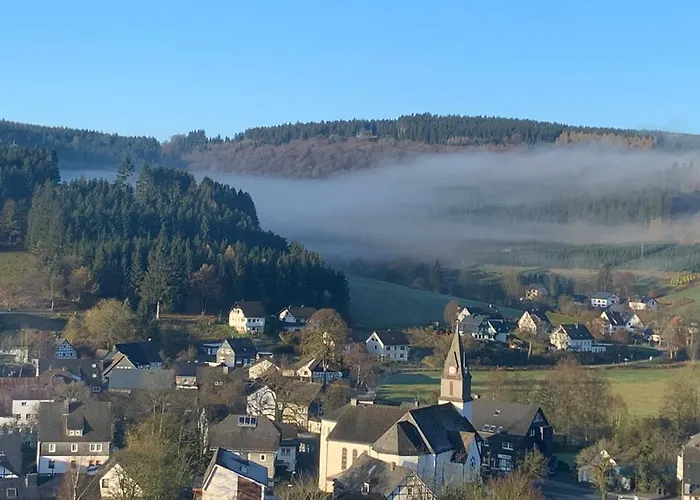 Pieck Mit Parkplatz Und Privater Garage